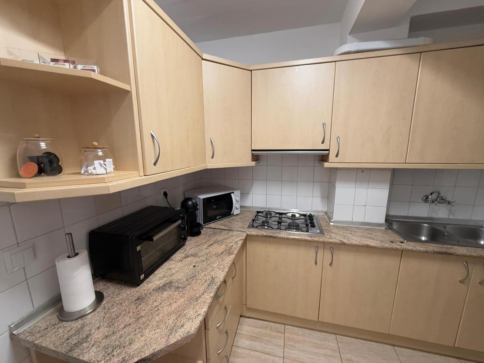 Estupenda Vivienda En Centro De Marbella Apartman Kültér fotó